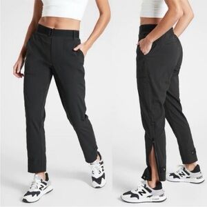 Athleta Trekkie Belted Pant Black 10 P